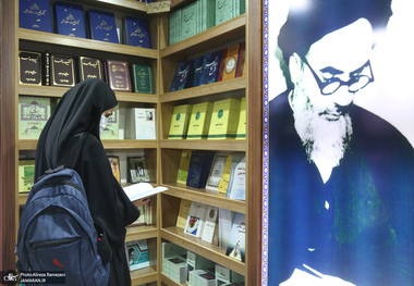 نمایشگاه مجازی کتاب «امام، انقلاب اسلامی و دفاع مقدس» برگزار می‌شود