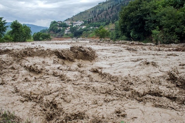 حادثه برای ۱۸۰ خانواردر سیل  اروند کنار  سقوط دو کودک در نهر قصر