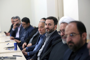 نشست بررسی زمینه‌های حضور فرهنگی و هنری موسسه تنظیم و نشر آثار امام خمینی (س) در عراق