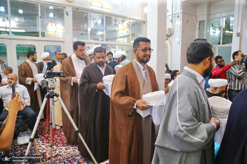 مراسم جشن عید غدیر و عمامه‌گذاری طلاب در بیت مراجع  تقلید و علما