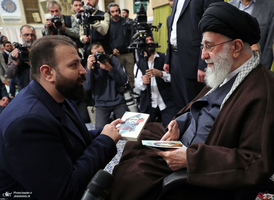 دیدار جمعی از شاعران و اهالی فرهنگ و ادب با رهبر معظم انقلاب