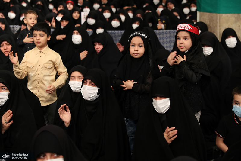 پنجمین شب مراسم عزاداری حضرت فاطمه‌ زهرا (س) در حسینیه امام خمینی