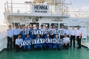 دریانوردان ایرانی: ما در کشتی می‌مانیم، شما در خانه بمانید + عکس و فیلم