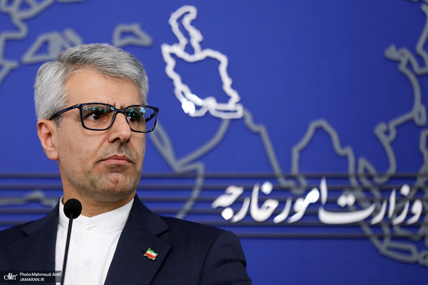 سخنگوی وزارت خارجه: شایعه دیدار پزشکیان و ترامپ، خبرسازی جعلی است