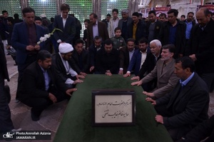 تجدید میثاق اقشار مردم و مسئولان با آرمان های امام راحل-9