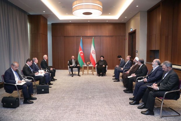 رئیسی به علی اف: هرگونه تغییر در مرزها و وضعیت ترانزیتی ایران و ارمنستان مردود است