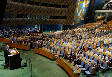 ببینید/ خروج نمایندگان کشورهای جهان از سازمان ملل در اعتراض به حضور نتانیاهو