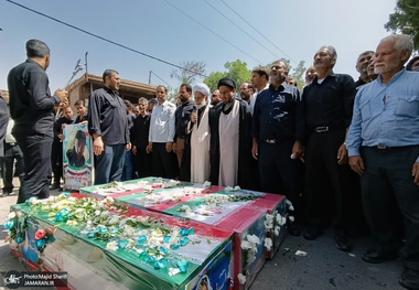 مراسم تشییع پیکر مطهر شهدای حملات رژیم صهیونیستی در خمین