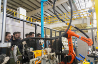 بازدید دانشجویان دانشگاه شریف از خطوط تولید کارخانه بهمن موتور (6)