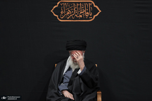 اولین شب مراسم عزاداری ایام شهادت حضرت زهرا (س) در حسینیه امام خمینی(ره)