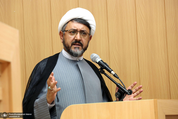 کمساری: گام دوم انقلاب بر مبنای «اندیشه امام» موضوعیت، مشروعیت و محبوبیت پیدا می کند