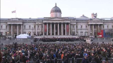 برگزاری مراسم یادبود قربانیان حادثه تروریستی لندن / صادق خان: لندن در برابر تروریسم کمر خم نخواهد کرد