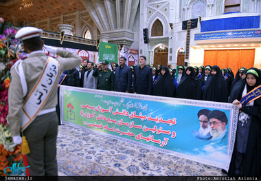 تجدید میثاق دانش آموزان بسیجی و مسئولین سازمان بسیج دانش آموزی با آرمان های حضرت امام(س)