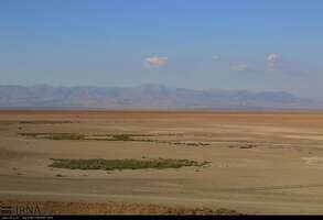 آخرین  تصاویر از دریاچه ارومیه‎