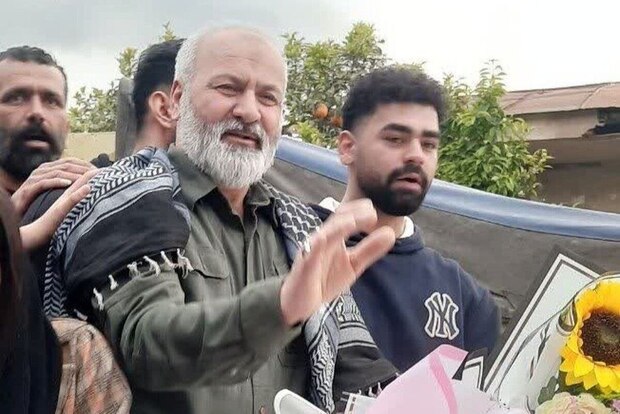 بازگشت رزمنده ایرانی پس از ۶ سال اسارت + عکس