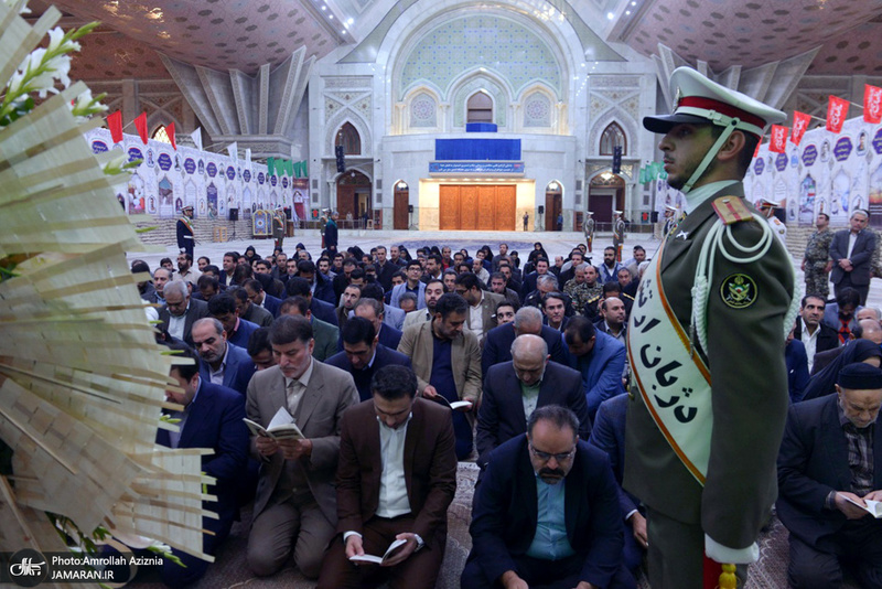 تجدید میثاق مدیران و کارکنان شهرداری منطقه 19 با آرمان های حضرت امام(س)