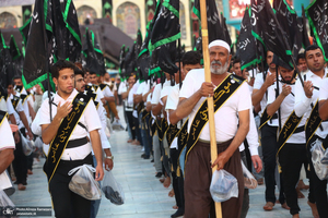 عزاداری قبیله بنی عامر در بین الحرمین در آستانه روز اربعین