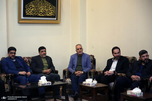 دیدار وزیر و مدیران ارشد وزارت نیرو با سید حسن خمینی