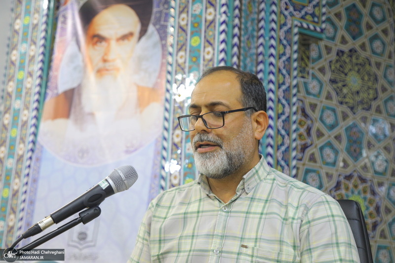 نشست «قرآن و عترت، محور اتحاد مسلمانان در اندیشه امام خمینی(س)» به زبان اردو