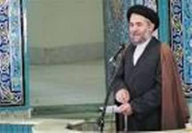 تفکر و راه امام راحل زنده و تحول ساز است