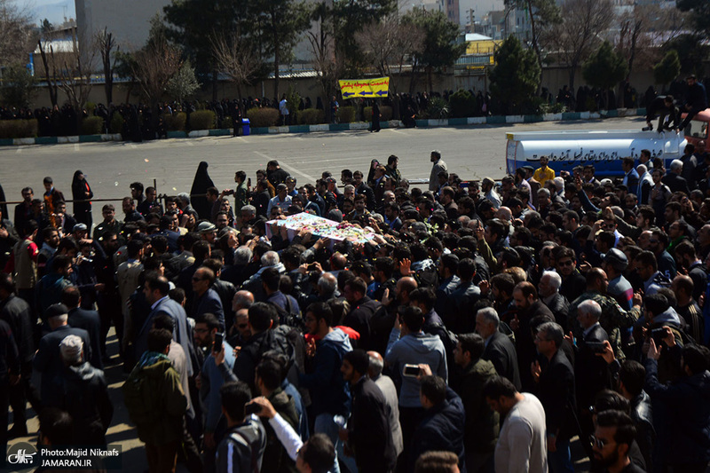 مراسم تشییع و تدفین 2 شهید گمنام در دانشگاه آزاد تهران جنوب