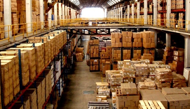 2 و نیم میلیارد تومان دپو مواد غذایی در شهریار لو رفت