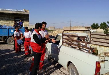 600 سبد کالا میان سیل زدگان شوش توزیع شد