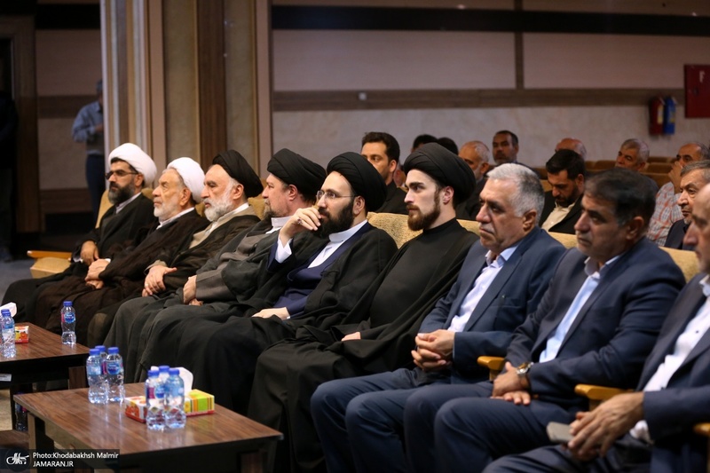 مراسم بزرگداشت احسان صابری در حرم امام خمینی (س)
