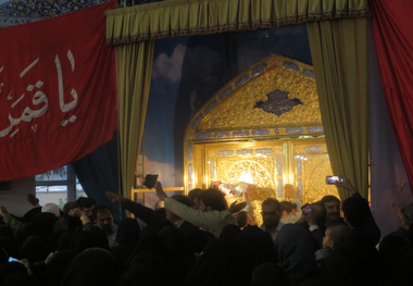 رونمایی از درب حرم امامین عسکریین ورودی سرداب غیبت امام زمان(عج)