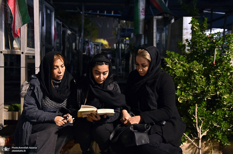 احیای شب بیست و سوم ماه رمضان در گلزار شهدای بهشت زهرا (س)