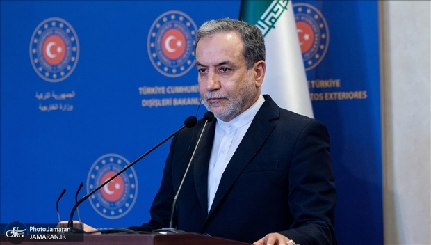 عراقچی: برنامه هسته‌ای ایران، وارداتی نیست که با بمباران از بین برود / به دفاع از خود ادامه خواهیم داد