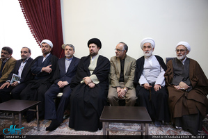 دیدار وزیر و معاونان وزارت فرهنگ و ارشاد اسلامی و جمعی از هنرمندان با سید حسن خمینی