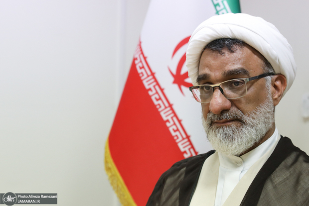 دبیر شورای عالی انقلاب فرهنگی: باید پهپادی بسازیم که اف ۳۵ بزند/ اگر مخابرات ما کوانتومی بود، امکان شناسایی شخصیت‌های ما وجود نداشت