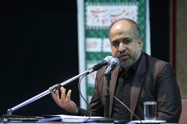 خضریان: مهمترین محور دشمنی دشمنان امام بزرگوار ما و تحریف اندیشه‌های امام است/ برای تشکل‌های دانشجویی «نهضت بازخوانی اندیشه‌های امام» تعریف کنیم