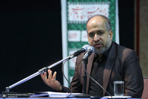 بازدید جمعی از دانشجویان فعال فرهنگی سیاسی و اجتماعی دانشگاه های استان هرمزگان از بیت امام خمینی (س)در جماران