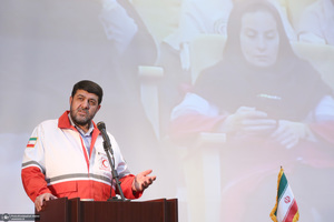 دیدار رییس و امدادگران جمعیت هلال احمر با سید حسن خمینی