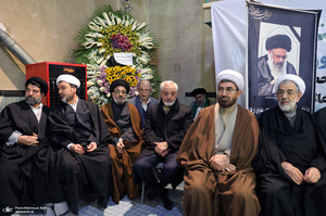 مراسم بزرگداشت آیت الله موسوی بجنوردی (ره) در حسینیه جماران - 1