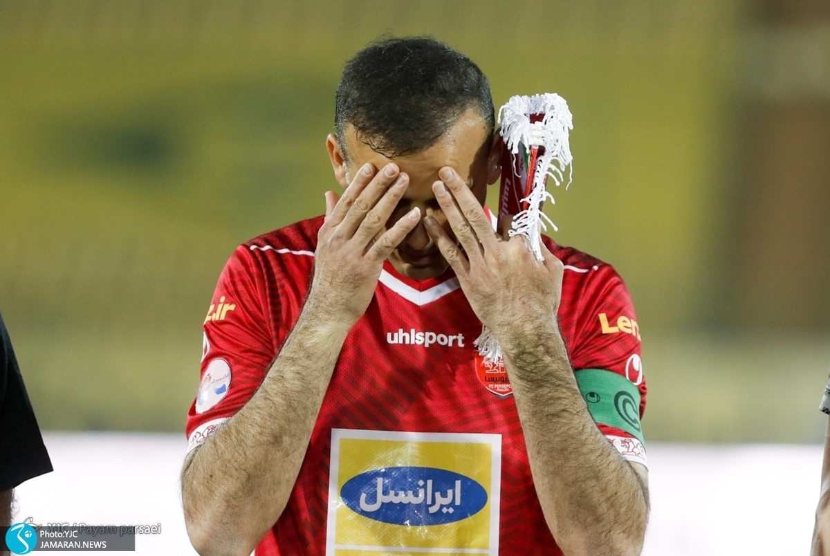 جلال حسینی: جام را هفته آخر می دهند/ نباید دنبال شانس باشیم