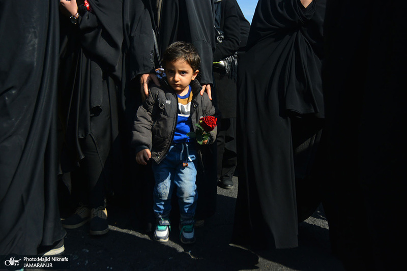 مراسم تشییع و تدفین 2 شهید گمنام در دانشگاه آزاد تهران جنوب