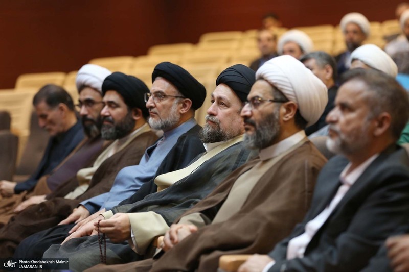 دیدار رئیس و کارکنان سازمان اوقاف و امور خیریه با سید حسن خمینی