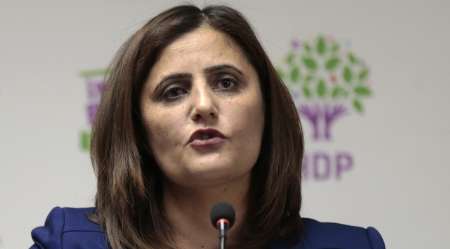 حکم دستگیری نماینده زن مجلس ترکیه صادرشد