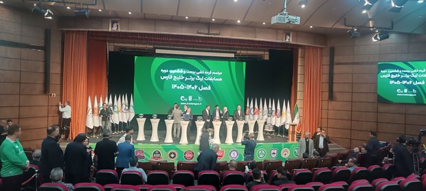 قرعه کشی لیگ برتر بیست و ششم فوتبال ایران/ دربی پرسپولیس و استقلال در هفته پنجم