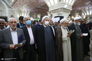 تجدید میثاق رئیس و کارکنان موسسه‎ تنظیم و نشر آثار امام خمینی با آرمان های بنیانگذار جمهوری اسلامی