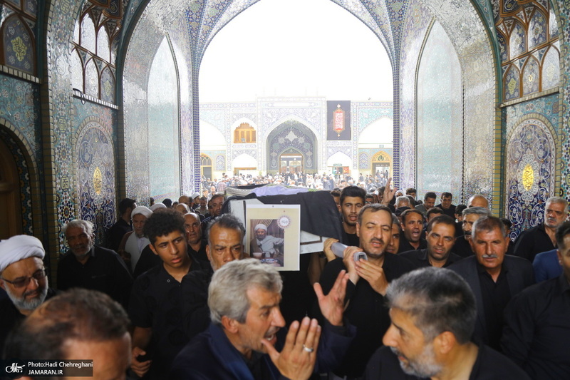 مراسم تشییع و خاکسپاری آیت الله حسن صانعی (ره) در قم