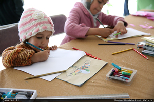 نمایشگاه گردشگری عطر یاس در حرم مطهر امام خمینی (س)