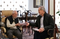 رئیس‌جمهور و وزیر فرهنگ با محمد علی موحد دیدار کردند (3)