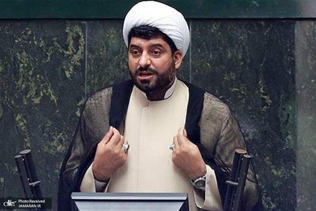 نماینده مجلس: ترویج عفاف و حجاب نباید به گونه‌ای باشد که عده‌ای را نسبت به اصل نظام یا کشور بدبین کند/ گشت ارشاد  یکی از گام‌ها در ترویج حجاب است، پس دستگاه‌های فرهنگی، آموزشی ما کجا هستند؟