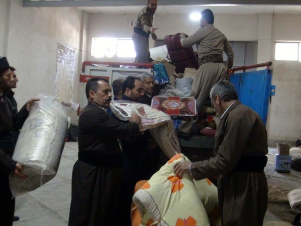 کاروان کمک‌های مردمی کردستان راهی استان‌های سیل‌زده شد