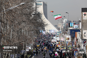 راهپیمایی 22 بهمن در تهران -2