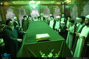 تجدید میثاق هیأت رئیسه و اعضای مجلس خبرگان رهبری با آرمان های امام خمینی(س)